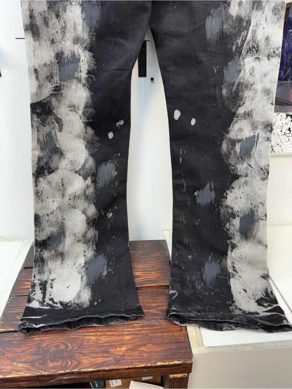 Purple Brand Jeans Men's Black & Gray Acid-Effect Bootcut Jeans - Picture 6 of 13
